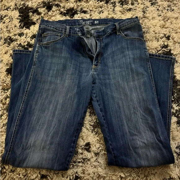 Wrangler Retro SlimBoot Blue Jeans - Picture 5 of 5